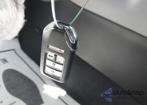 2018 Honda Accord Exl z USA, uszkodzony, nr VIN 1HGCV1F52JA249162